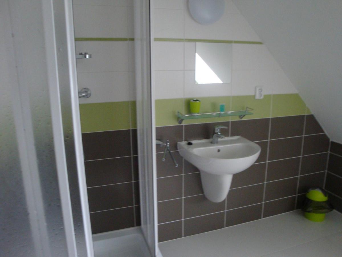 Lazne Evzenie Hotell Klášterec nad Ohří Rom bilde