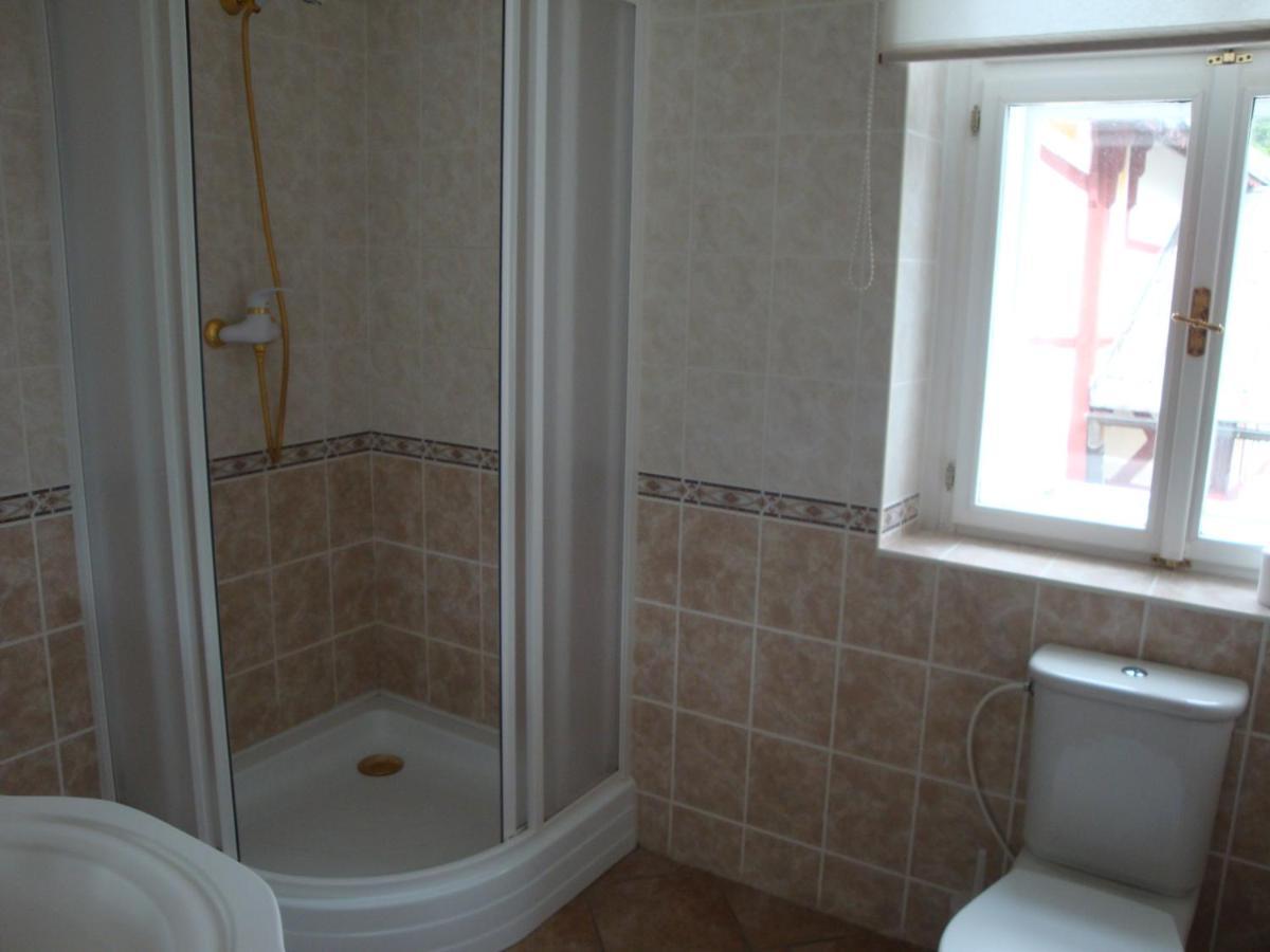Lazne Evzenie Hotell Klášterec nad Ohří Rom bilde