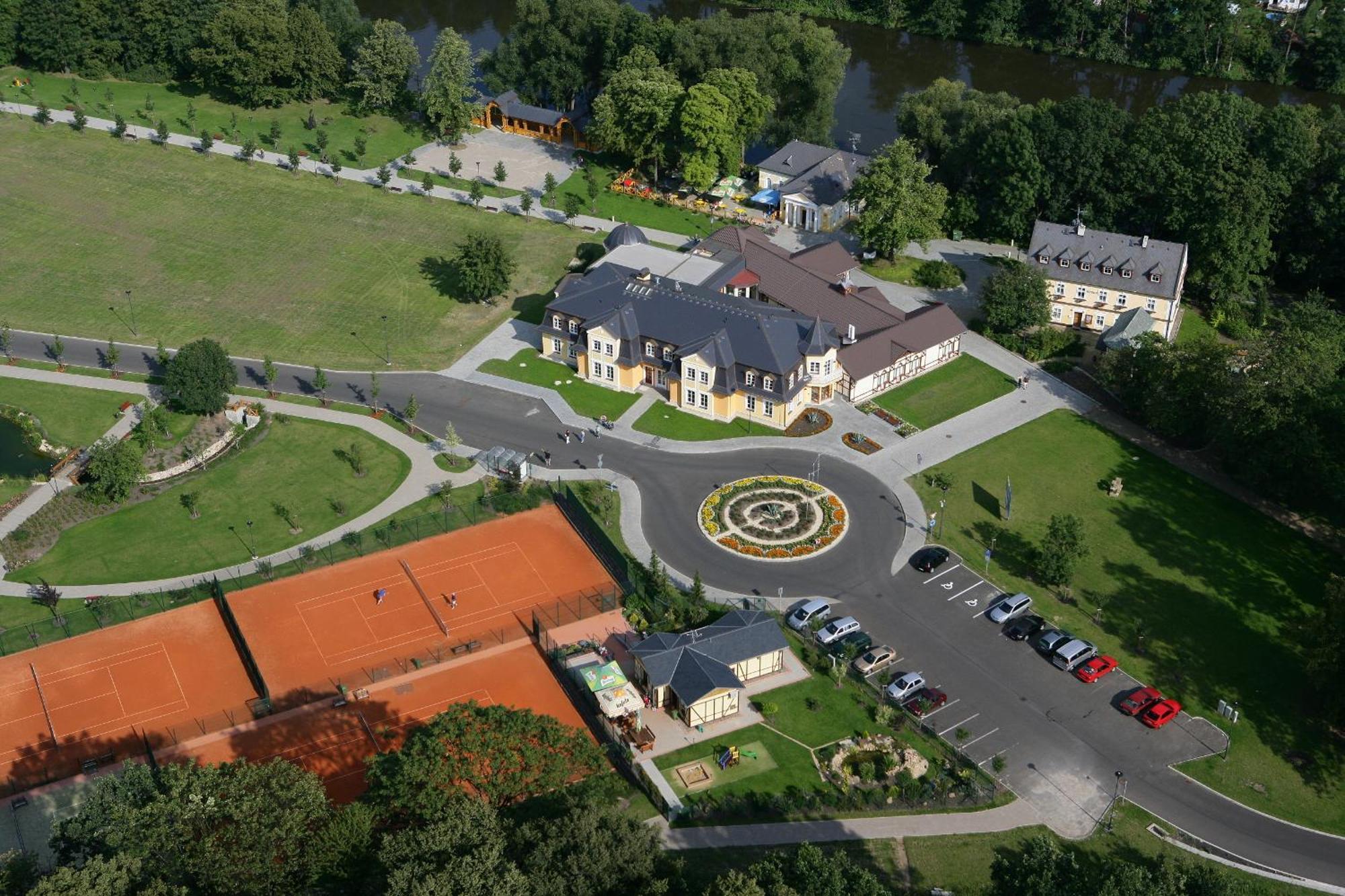 Lazne Evzenie Hotell Klášterec nad Ohří Eksteriør bilde