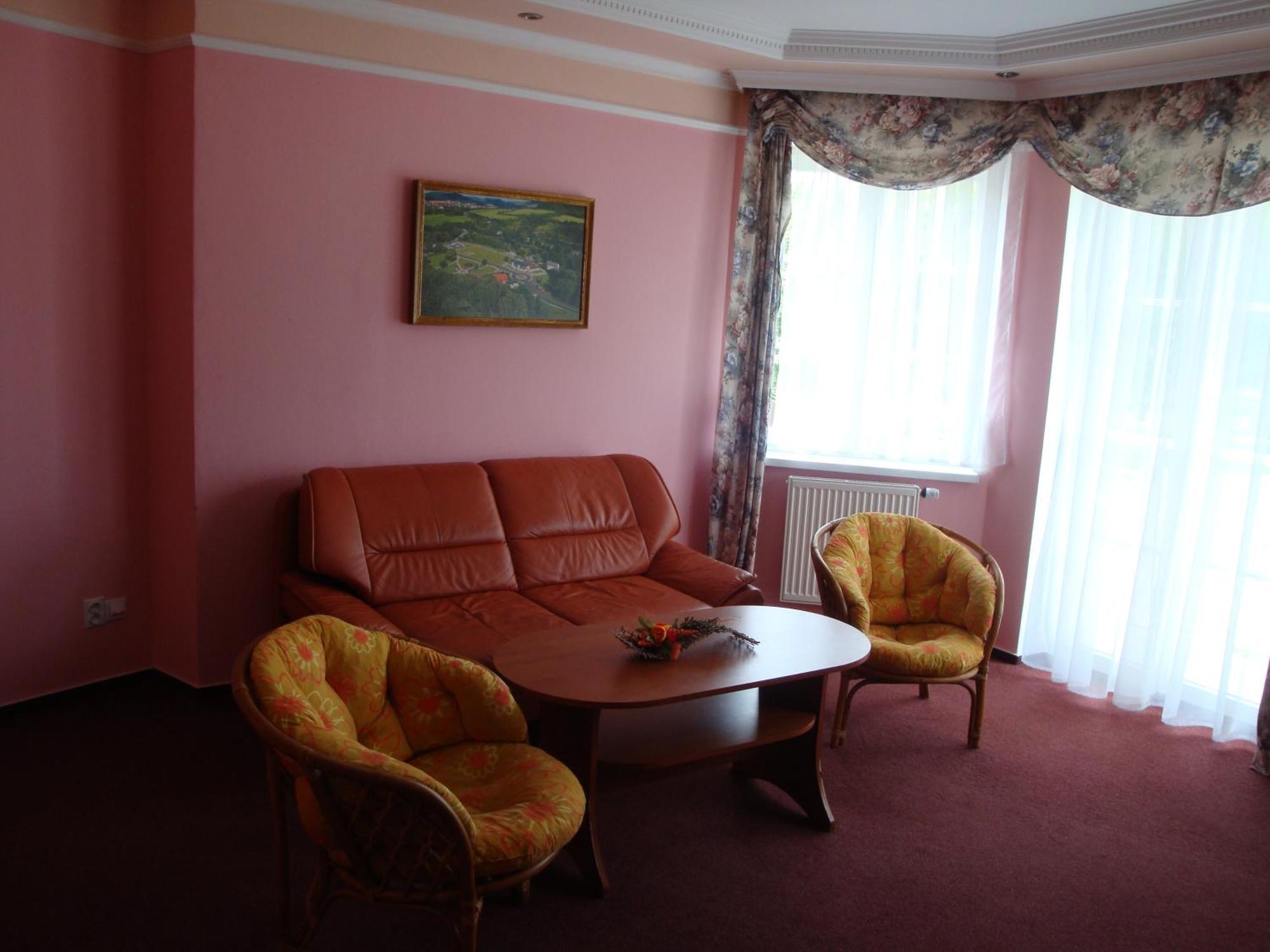 Lazne Evzenie Hotell Klášterec nad Ohří Eksteriør bilde